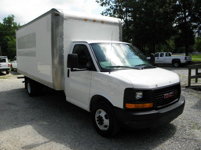 GMC Savana 2005 photo 27