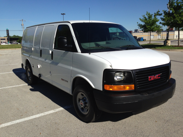 GMC Savana 2005 photo 20