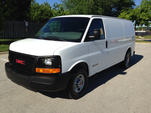 GMC Savana 2005 photo 8