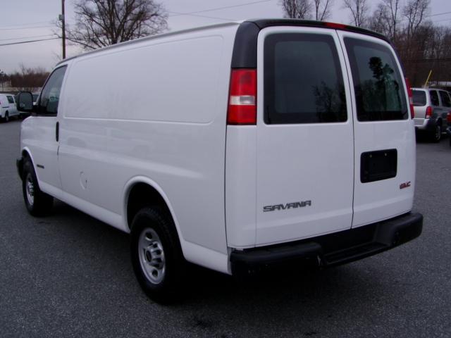 GMC Savana 2005 photo 3