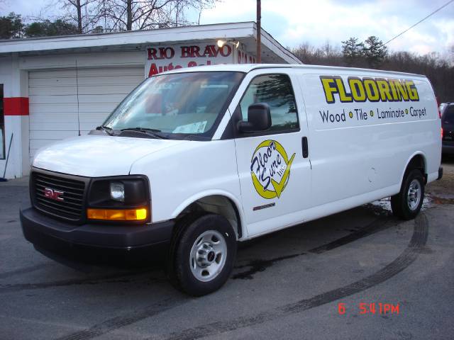 GMC Savana Base Cargo Van