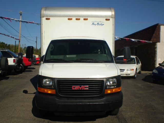 GMC Savana 2005 photo 1