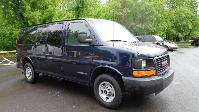 GMC Savana 2006 photo 3