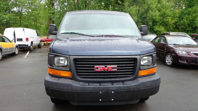 GMC Savana 2006 photo 4