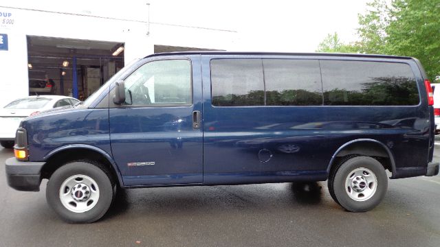 GMC Savana 2006 photo 9