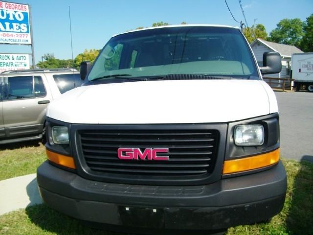 GMC Savana 2006 photo 1