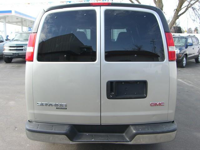 GMC Savana 2006 photo 4