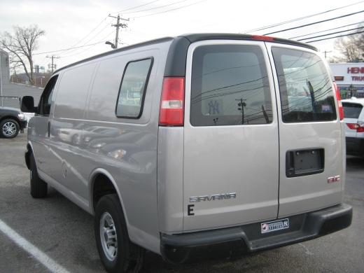 GMC Savana 2006 photo 3