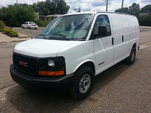 GMC Savana 2006 photo 3