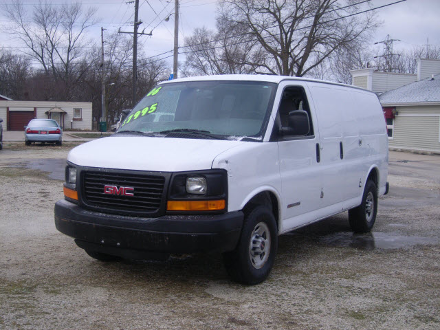 GMC Savana Base Unspecified