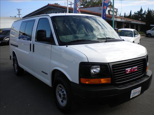 GMC Savana 2006 photo 1