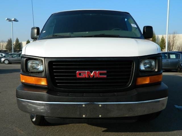 GMC Savana 2006 photo 1