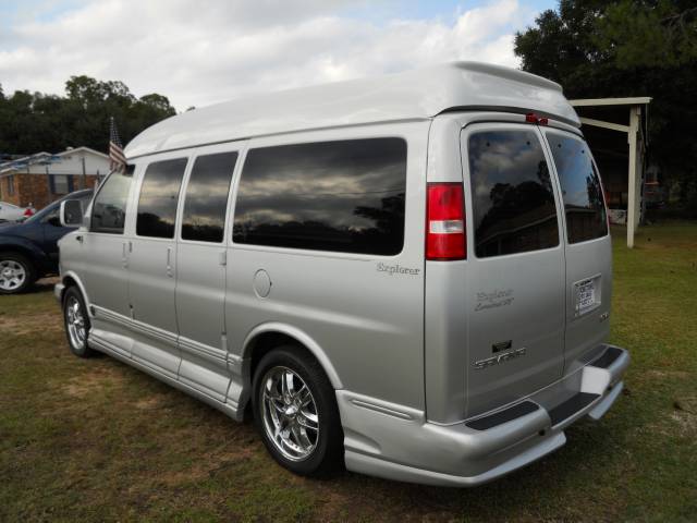 GMC Savana 2006 photo 3