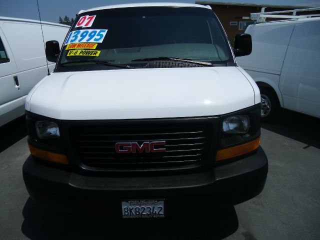 GMC Savana 2007 photo 3