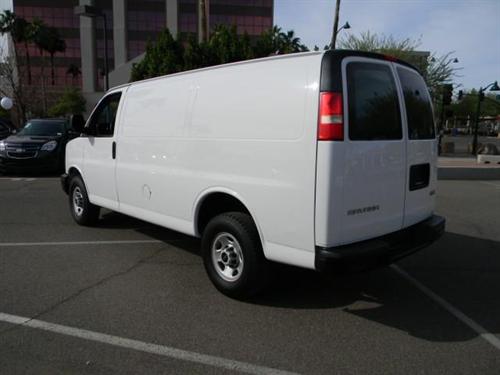 GMC Savana 2008 photo 2