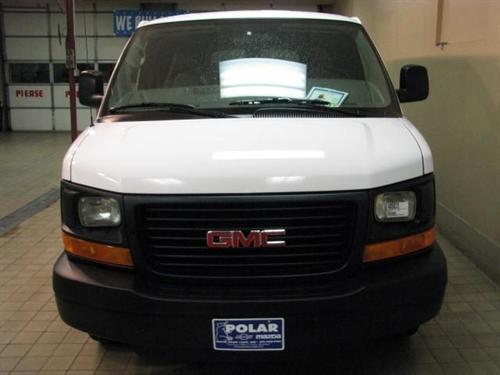 GMC Savana 2008 photo 2