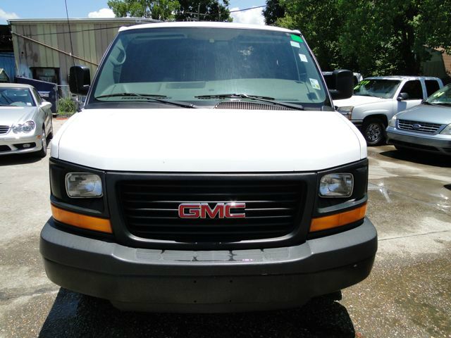 GMC Savana 2008 photo 1