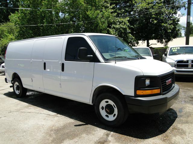 GMC Savana 2008 photo 3