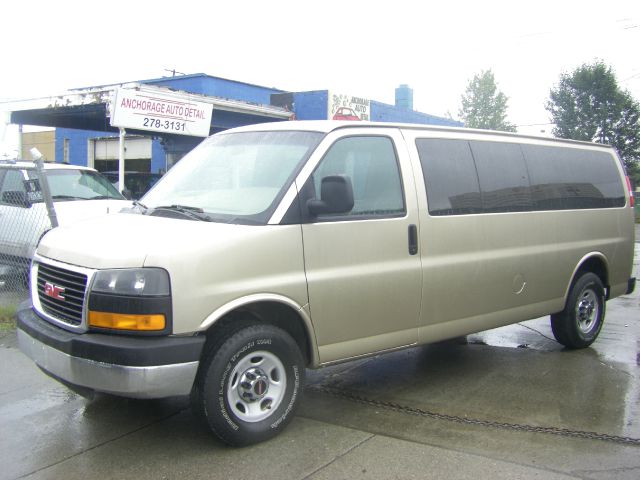 GMC Savana 2008 photo 1