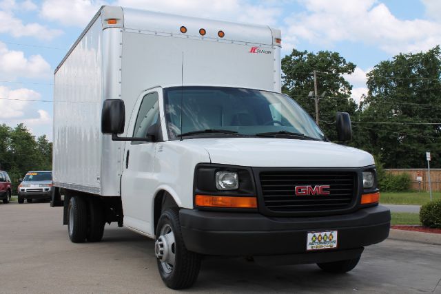 GMC Savana 2008 photo 25