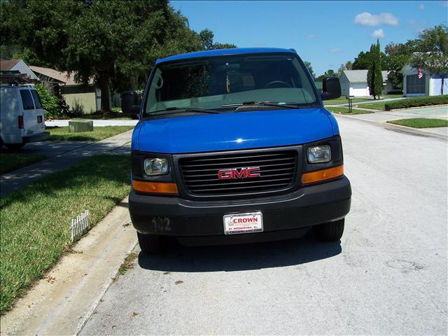 GMC Savana 2008 photo 3