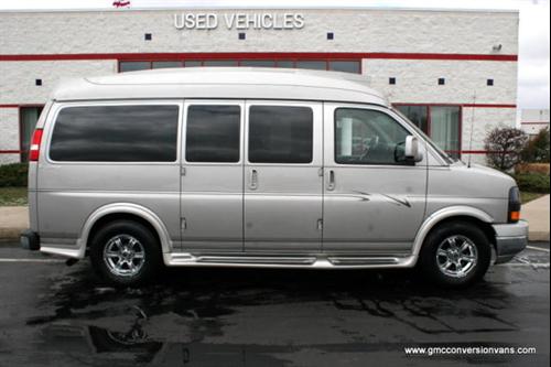 GMC Savana 2008 photo 1