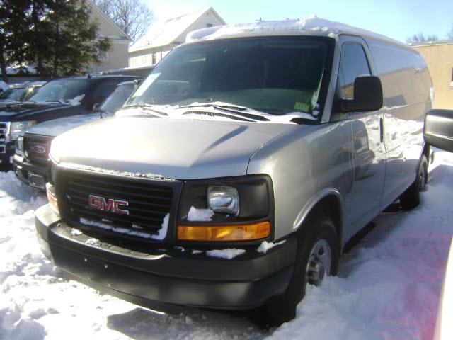 GMC Savana Unknown Passenger Van