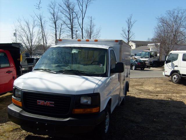 GMC Savana Unknown Passenger Van