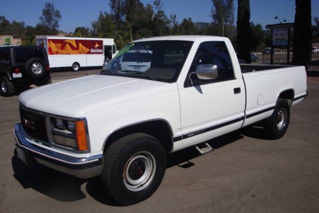 GMC Sierra 1989 photo 1