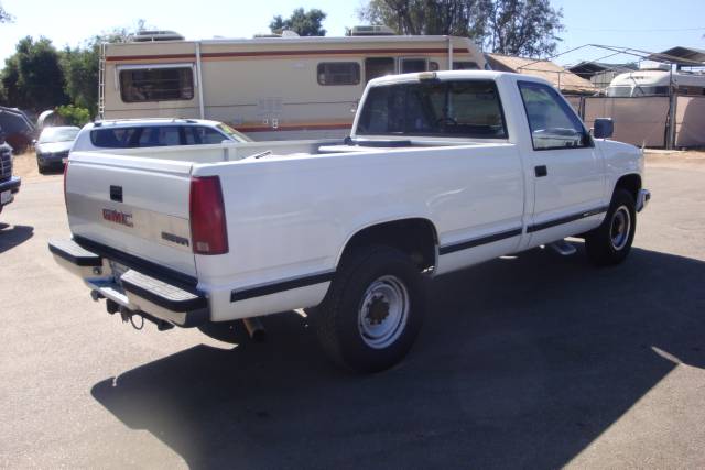 GMC Sierra 1989 photo 4