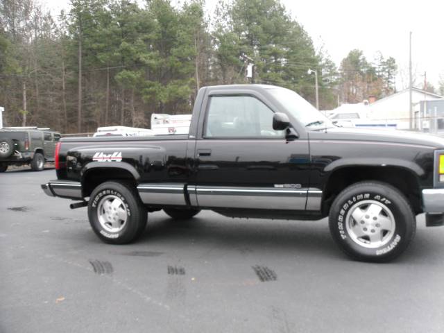 GMC Sierra 1994 photo 1