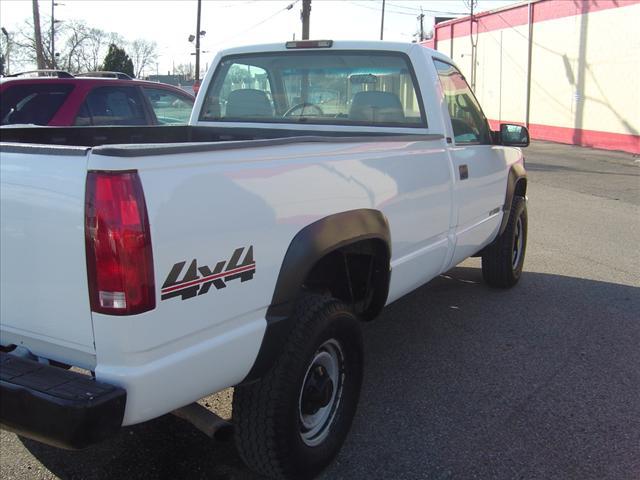 GMC Sierra 1997 photo 2