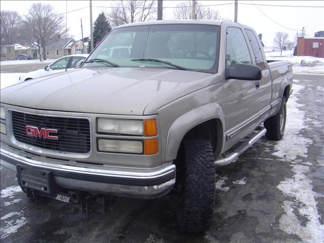 GMC Sierra LS S Pickup