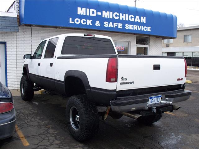 GMC Sierra 2000 photo 1