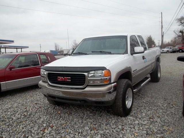 GMC Sierra 2000 photo 1