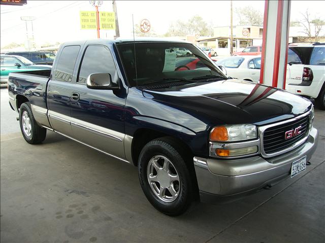 GMC Sierra 2000 photo 1