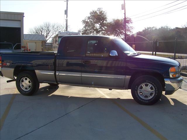 GMC Sierra 2000 photo 1