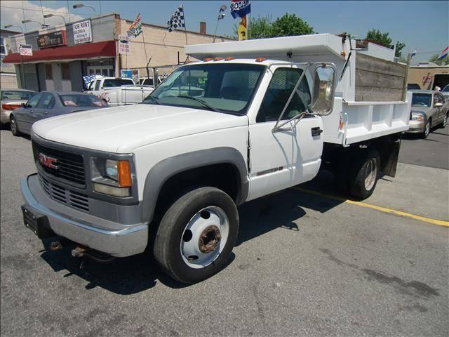 GMC Sierra 2000 photo 1