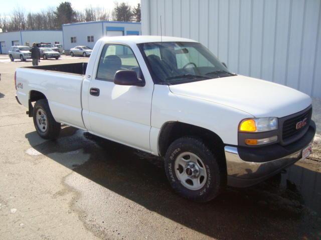 GMC Sierra 2000 photo 1