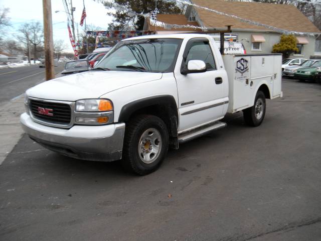 GMC Sierra 2000 photo 1