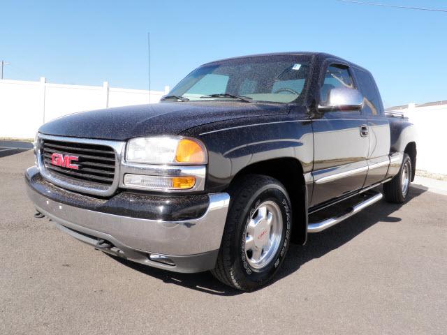 GMC Sierra 2000 photo 2