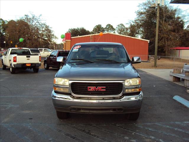 GMC Sierra 2000 photo 1