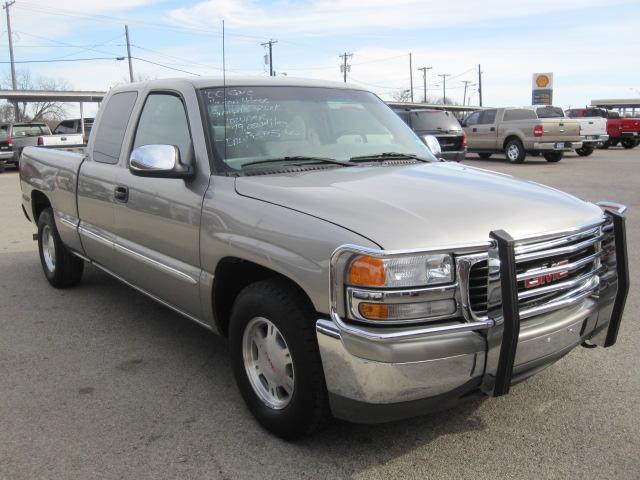 GMC Sierra 2000 photo 2