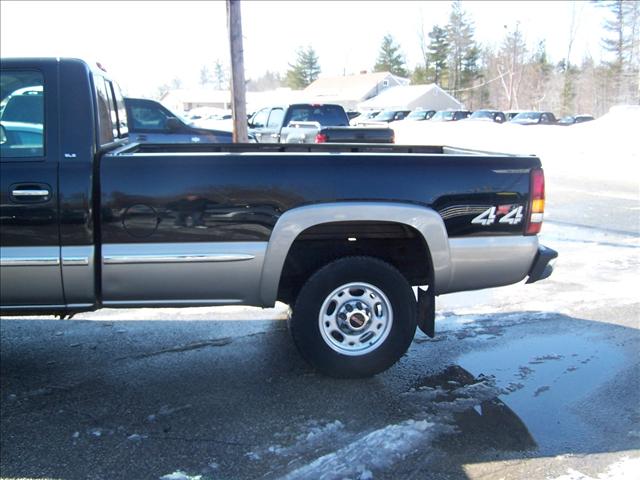 GMC Sierra 2000 photo 3