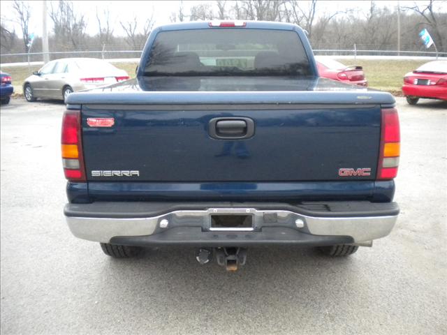 GMC Sierra 2000 photo 3