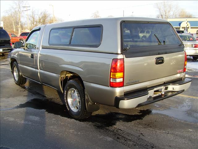 GMC Sierra LS S Pickup