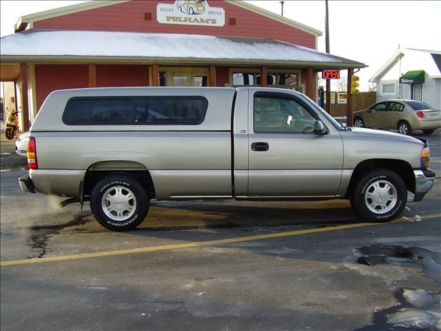 GMC Sierra 2000 photo 2