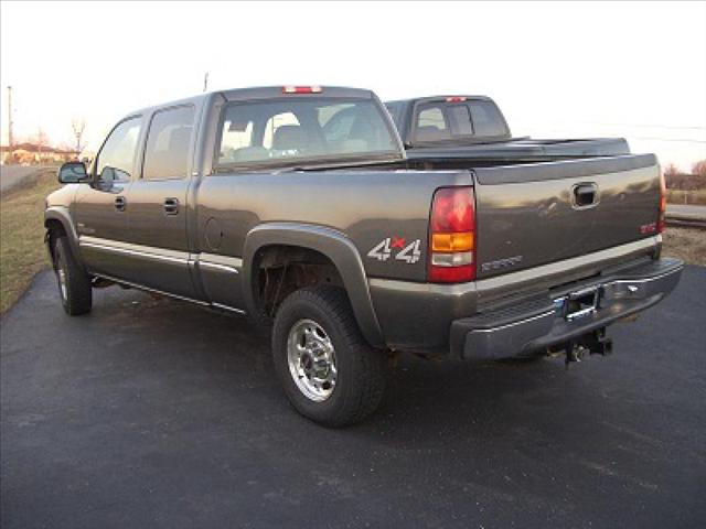 GMC Sierra 2001 photo 2