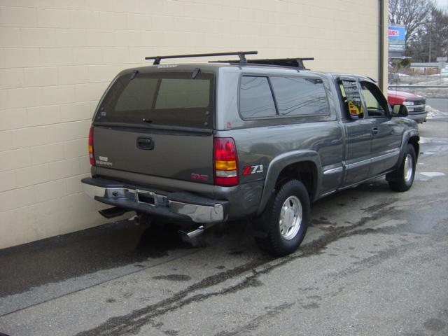 GMC Sierra 2001 photo 2