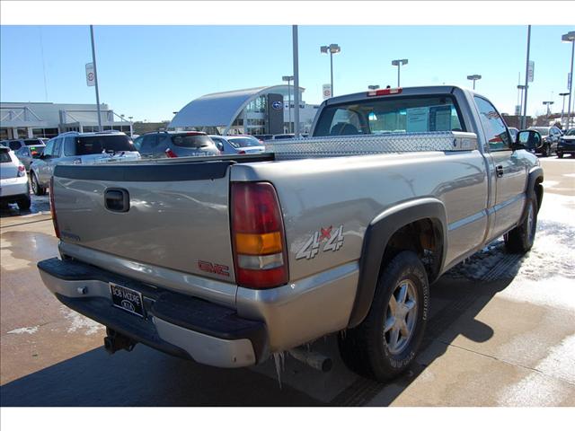 GMC Sierra 2001 photo 1